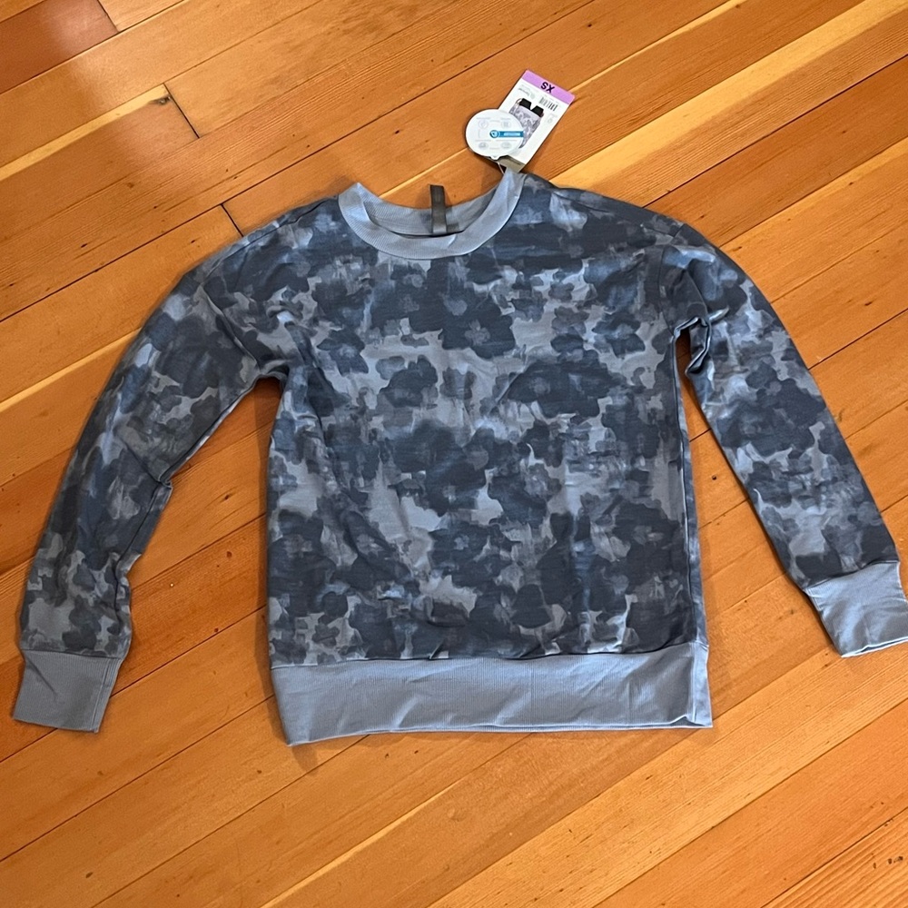 NWT - Mondetta - Womens XS - Gray - long sleeve lightweight sweatshirt
